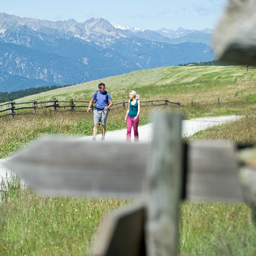 Schloss Rodenegg und die Rodenecker Alm